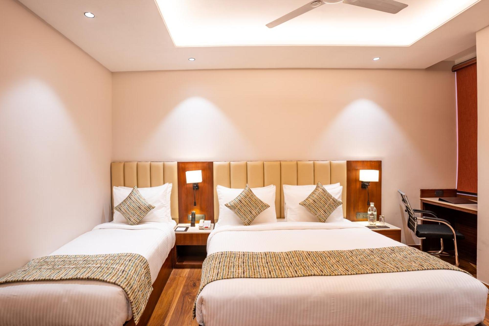 Regenta Place Raaj Agra, Tajganj Agra  Exterior foto